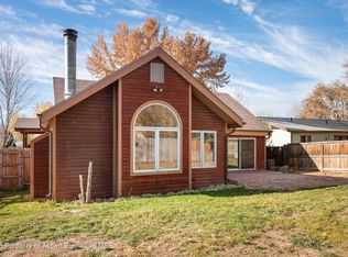 330 Cottonwood Dr, Silt, CO 81652