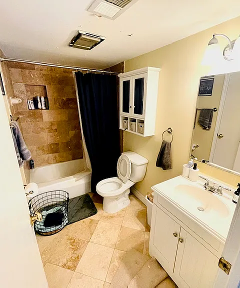 Upstairs bedroom bathroom