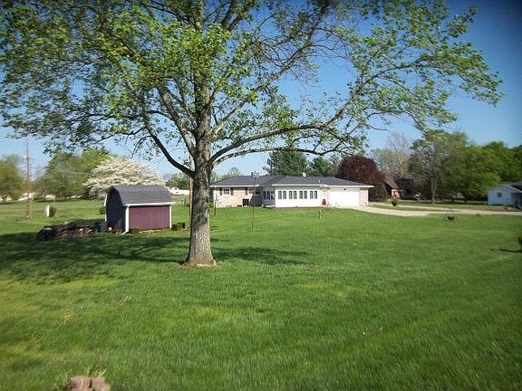 5th image of 22 Carmel Dr