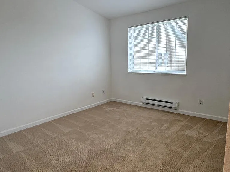 901 Sunset Blvd NE #C310 — Photo 10