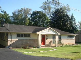 215 Butler Rd, Oak Ridge, TN 37830