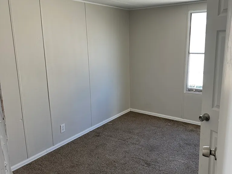 446 Loose Creek Hwy #16 — Photo 8