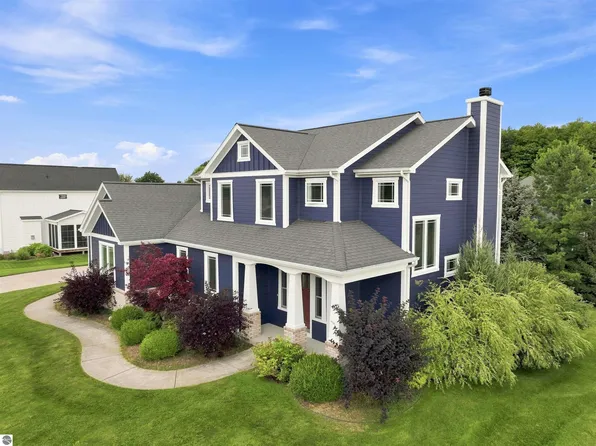 573 Madeira Dr, Traverse City, MI 49696