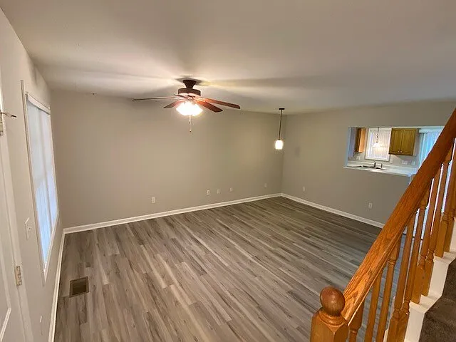6 Aberdeen Dr — Photo 10