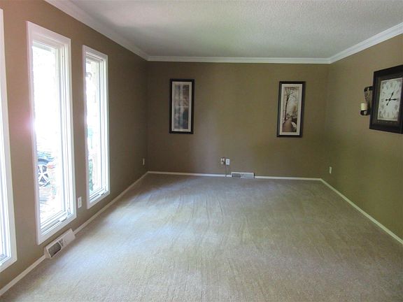 5th image of 53144 Bonvale Dr