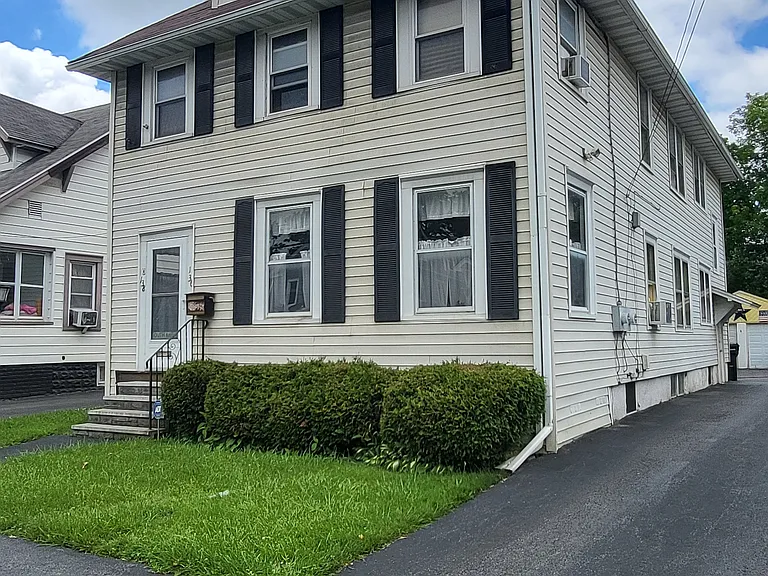 136-38 S Midler Ave S #1 — Photo 1