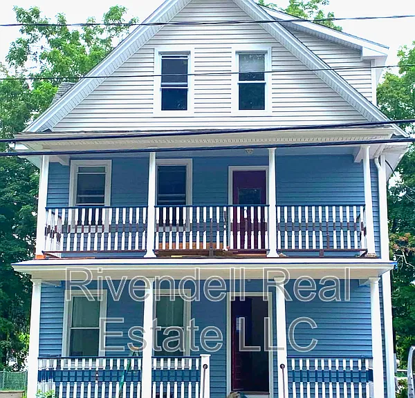 330 Valley St — Photo 1