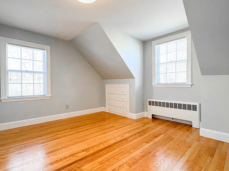 40 Walter St — Photo 18