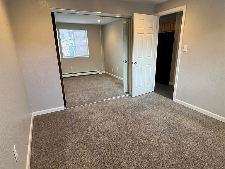 The Pearl Apartments — Photo 25