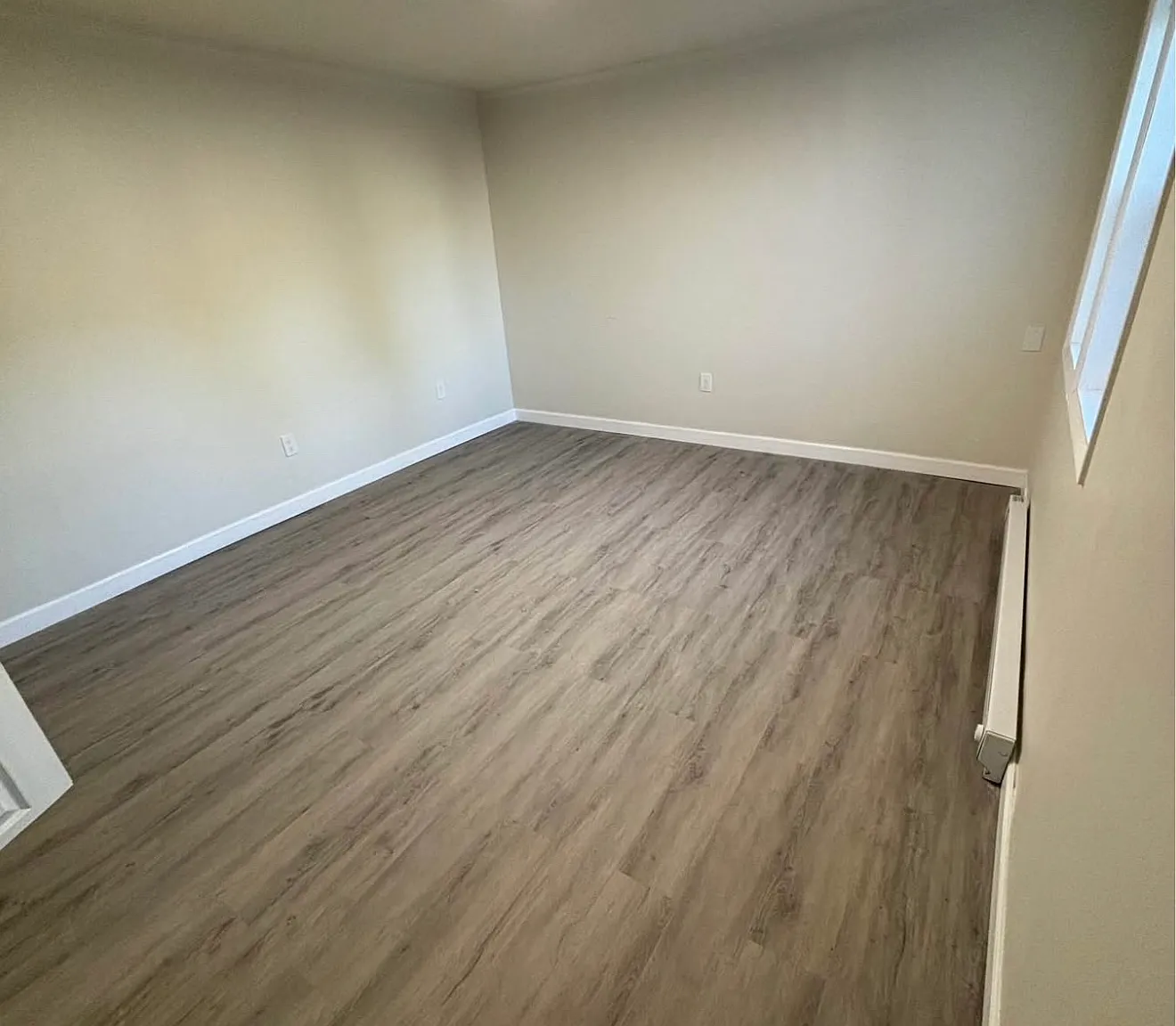 2 bed, 1000 sqft, $1,500 — Photo 4