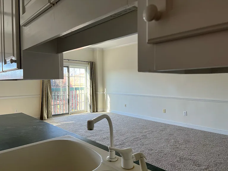 212 Middle St #303 — Photo 22