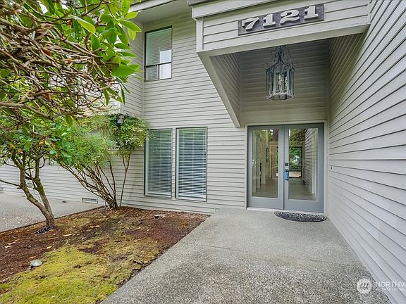 2nd image of 7121 Turquoise Drive SW
