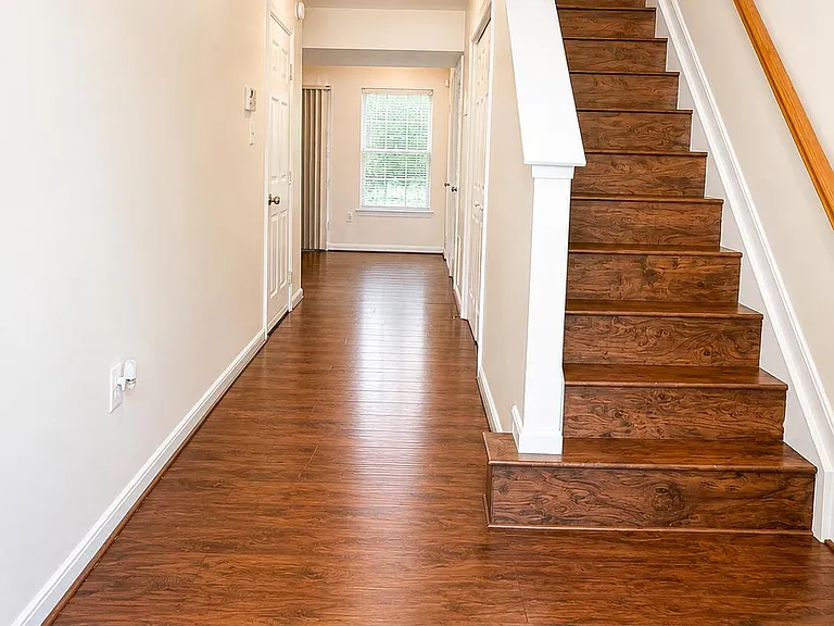 8809 Francisco Ct — Photo 2