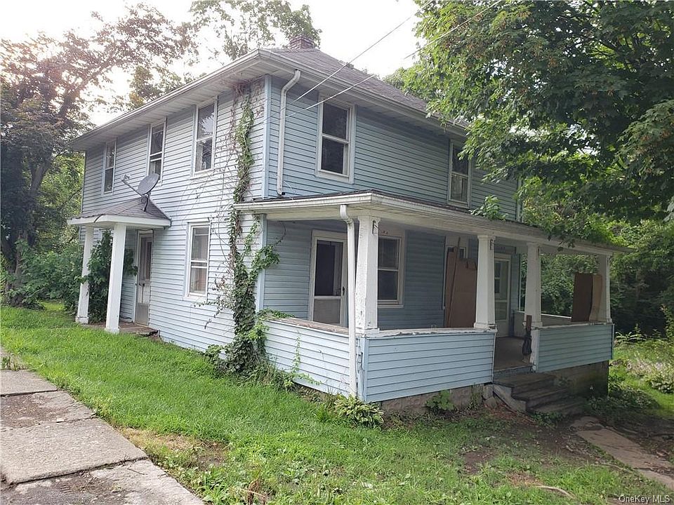 1st image of 10 Dubois St