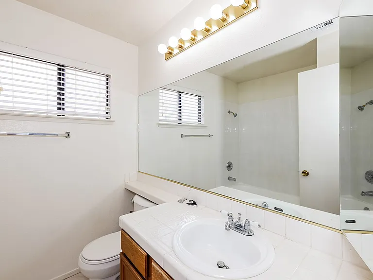 1780 Yellowwood Dr — Photo 21