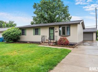 200 Hawkeye Way, Springfield, IL 62707