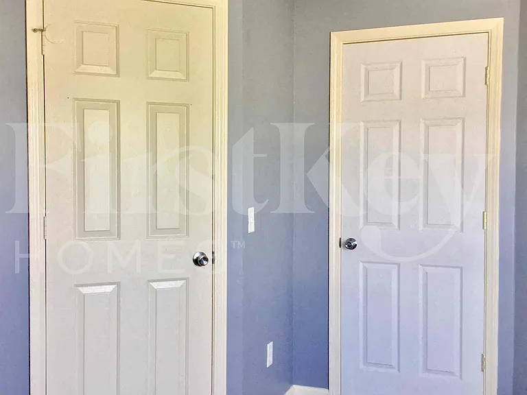 10703 Regis Ct — Photo 14