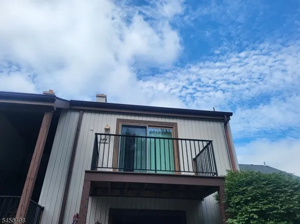 18344 Dell Pl BLDG 18 #344, Stanhope Boro, NJ 07874