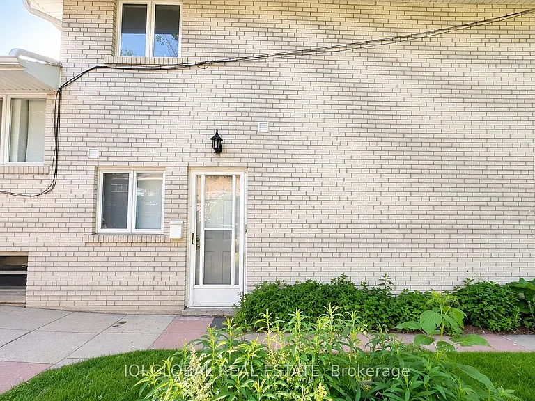 2143 Linby St #2 — Photo 10