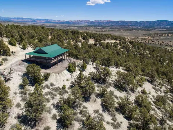 1735 W Pinyon Hills Rd, Hatch, UT 84735