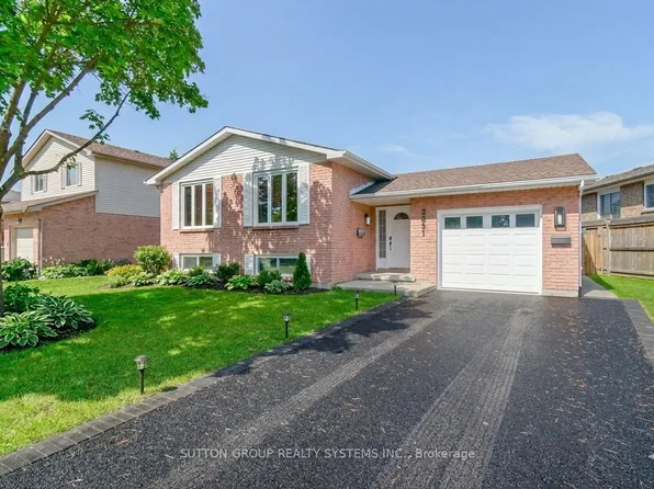 19 Lorraine Dr, Cambridge, ON N1R 6N9
