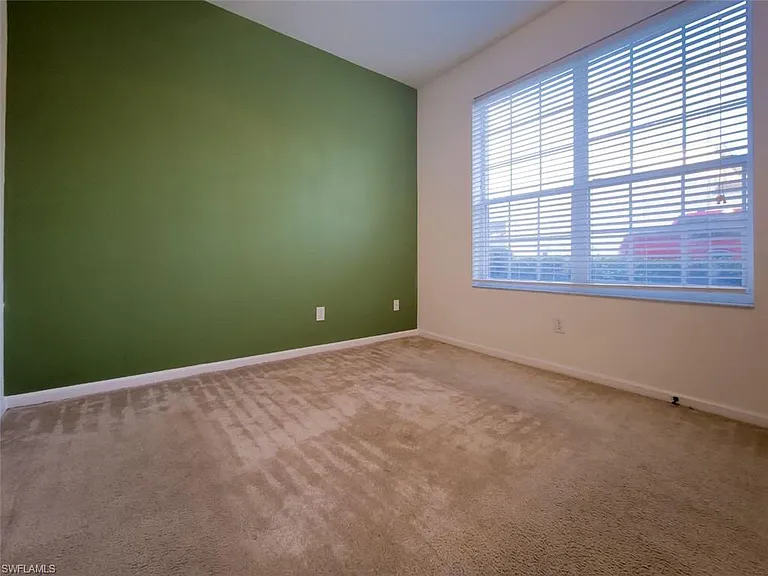 2332 Silver Palm Dr — Photo 7