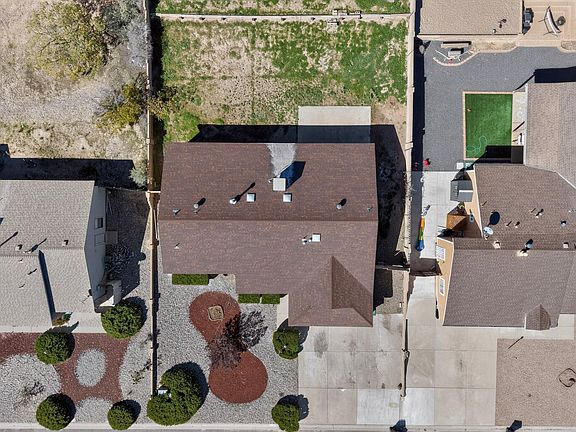 3rd image of 1485 Gadwall Rd NE