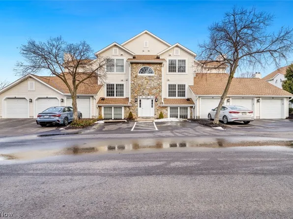 28260 Detroit Rd APT A1, Westlake, OH 44145