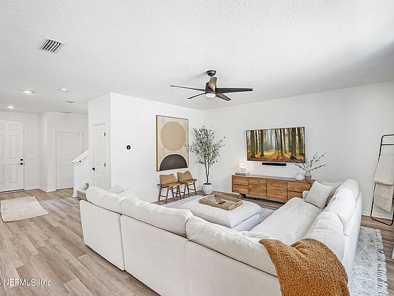 2nd image of 12065 WILLIAMSTOWN Drive