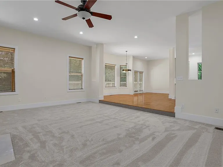 3228 Silver Lake Dr NE — Photo 20