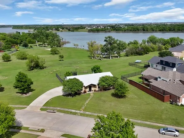 348 Hardwicke Ln, Little Elm, TX 75068