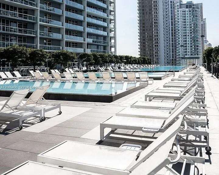 475 Brickell Ave #1012 — Photo 17