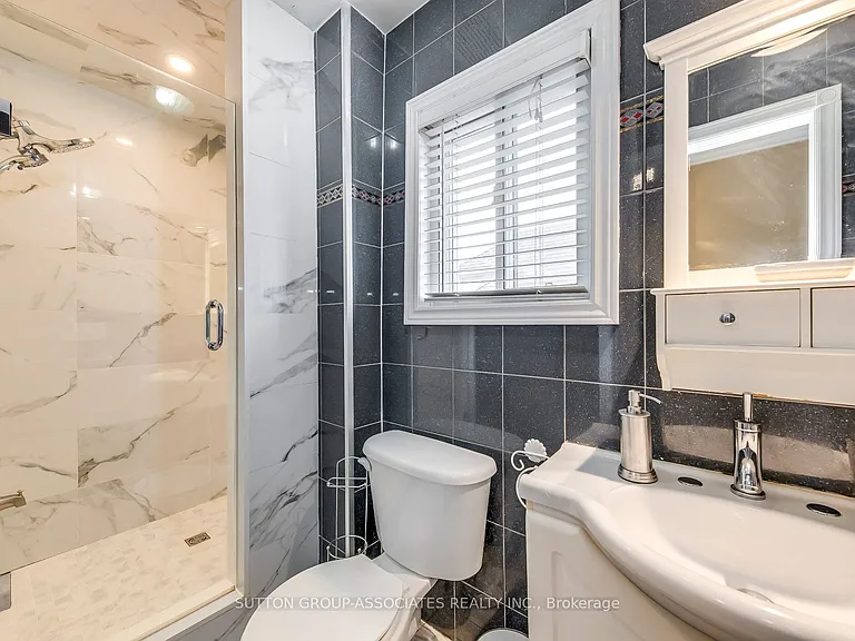 3564 Eglinton Ave W #2 — Photo 22