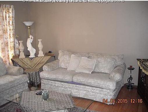 3rd image of 20 Rocky Ln