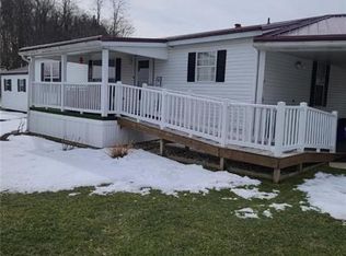 714 Hopemont Dr, Indiana, PA 15701