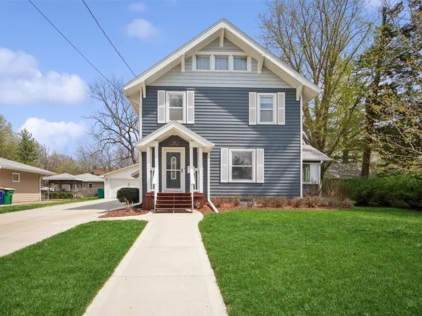 808 N D St, Indianola, IA 50125
