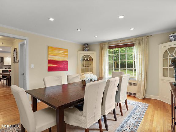 5th image of 25 Summit Rd