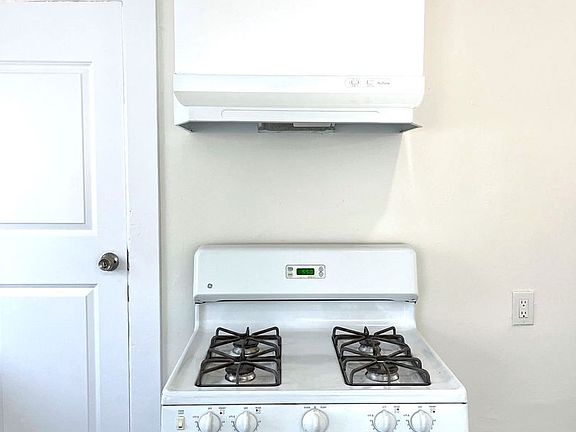 2nd image of 717-723 E 8th St #719