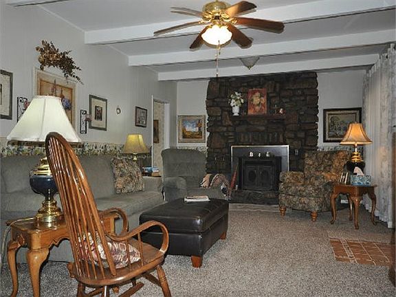 3rd image of 9188 Farm Road 2150