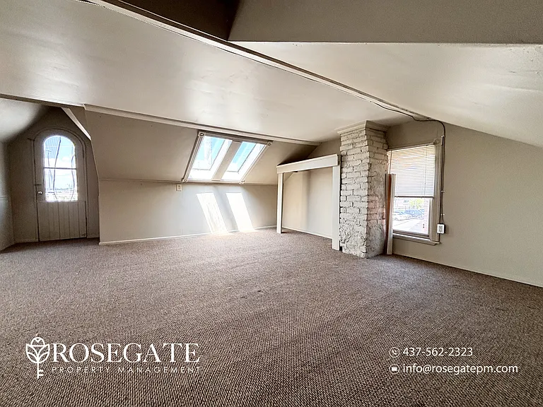 47 Gowan St #B — Photo 15
