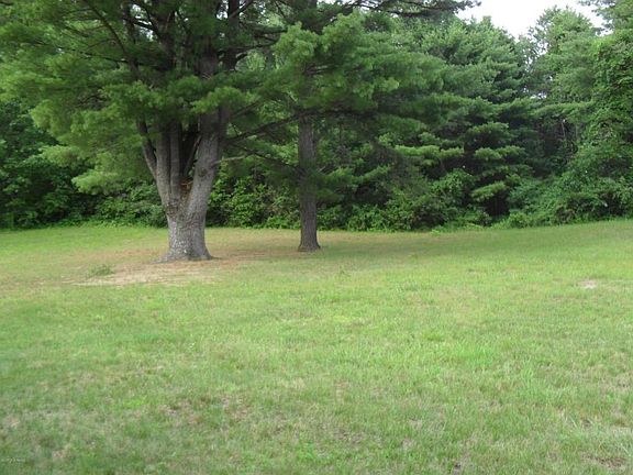 5th image of 30 Terry Dr