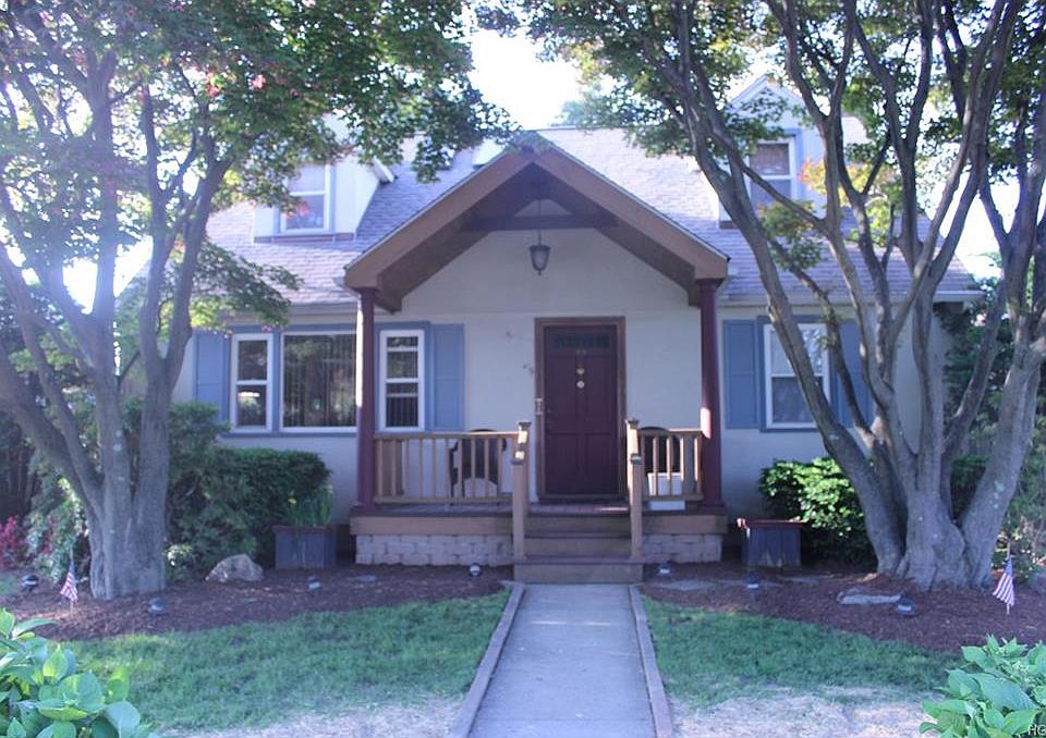 1st image of 49 Columbus Ave