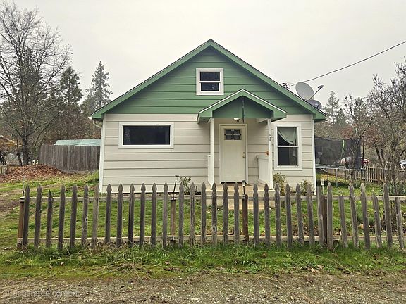 3rd image of 130 W Obrien St