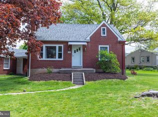 402 E Chestnut St, Souderton, PA 18964