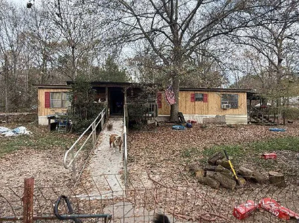 152 Natures Cove Rd, Saluda, SC 29138