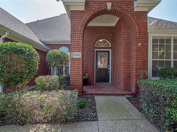 3rd image of 2408 Knollwood Ct