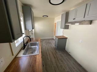 705 S Willowbrook Ave #C, Compton, CA 90220