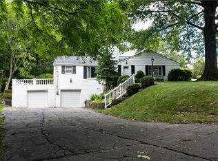 101 Canterbury Dr, Pittsburgh, PA 15238