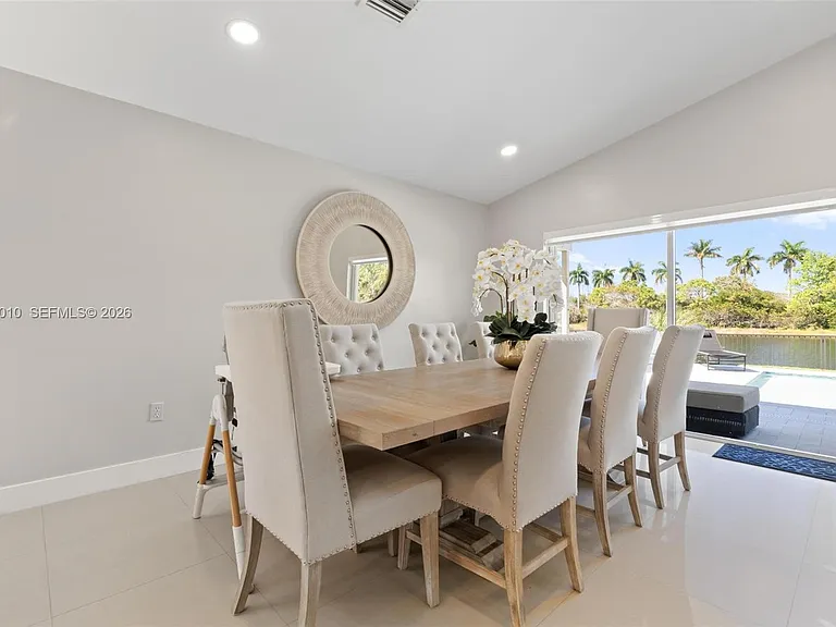 18061 SW 33rd St — Photo 13