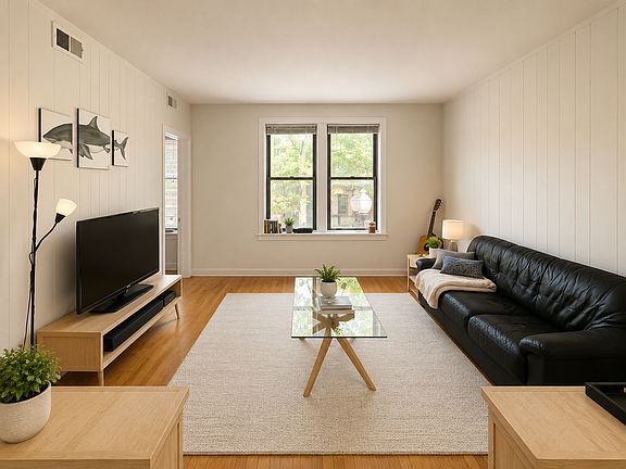 2nd image of 1421 W Taylor St APT 3F